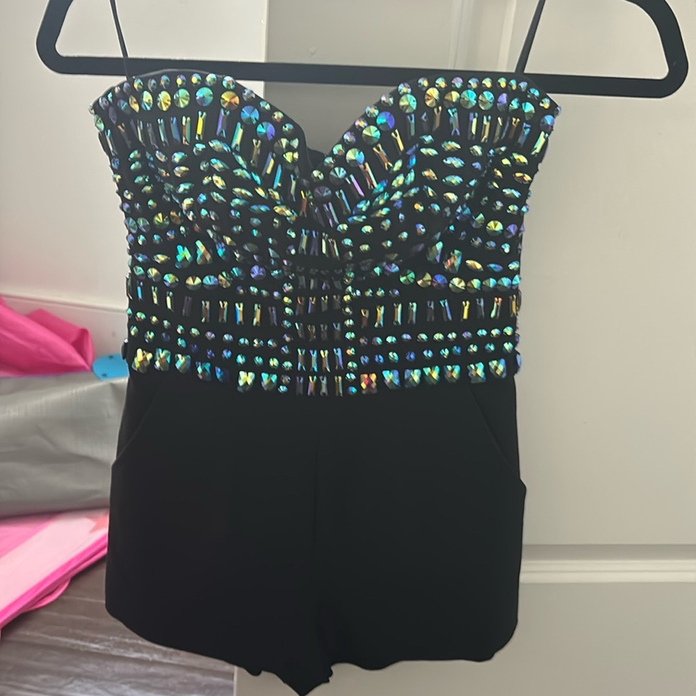 Guess studded shorts dress outfit